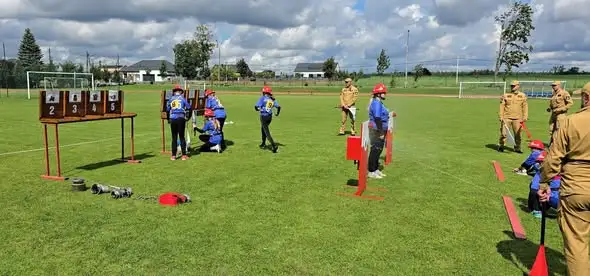 OSP Buczek z sukcesami na XII Powiatowych Zawodach Sportowo-Pożarniczych w Sędziejowicach