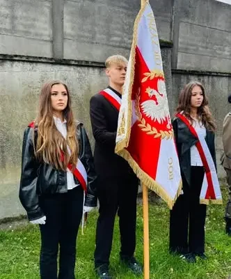 87. rocznica agresji sowieckiej – I LO w Łasku oddało hołd Sybirakom