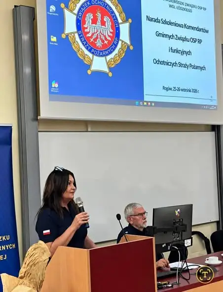 Druhowie z OSP Sędziejowice na szkoleniu komendantów gminnych w Rogowie