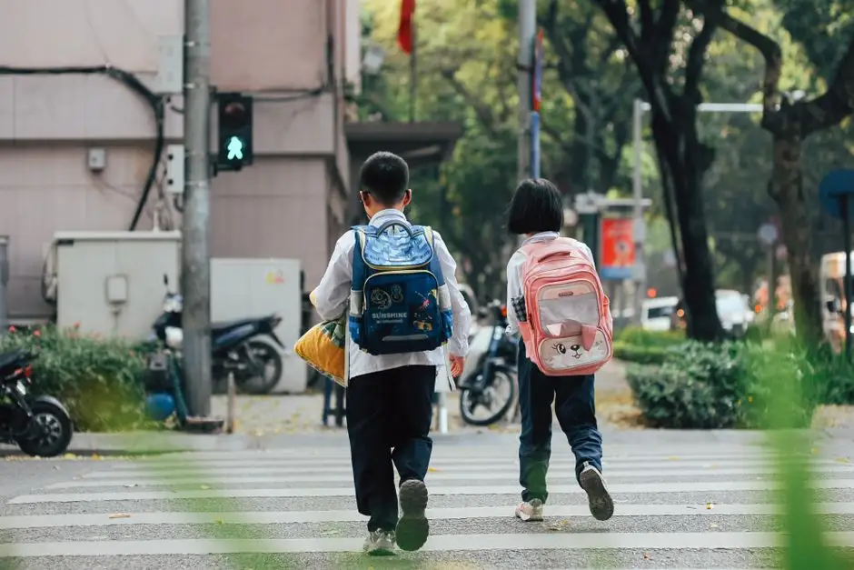 Konkurs „Odblaskowa Szkoła” – zaproszenie dla szkół z powiatu łaskiego